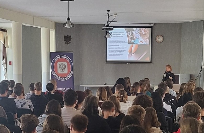 Bez social mediów da się żyć!