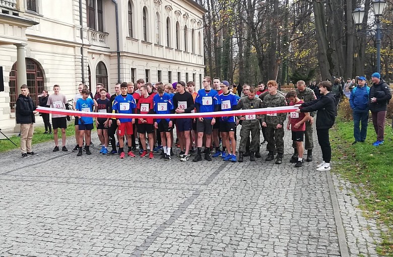 IV BIEG  DLA  NIEPODLEGŁEJ    