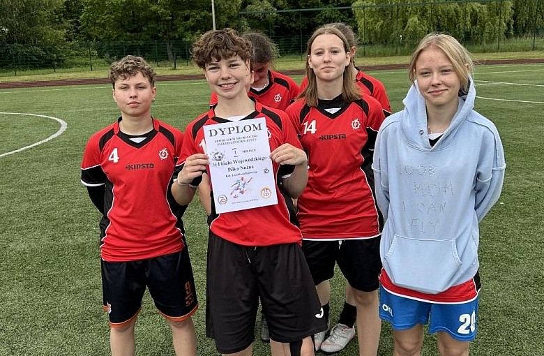 Awans do finału województwa