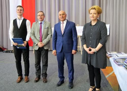 Zakończenie roku szkolnego - maturzyści 2019