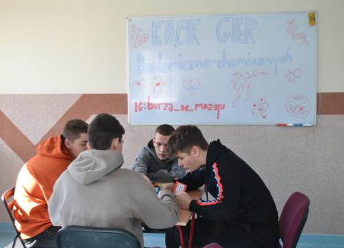 Biologiczno-chemiczne gry planszowe