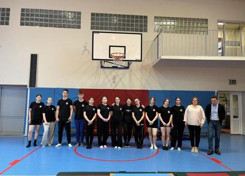 Pokaz sztuk walki klas policyjnych