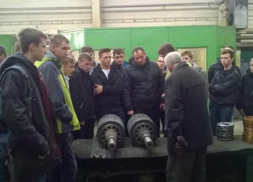 Tam gdzie zwijają silniki