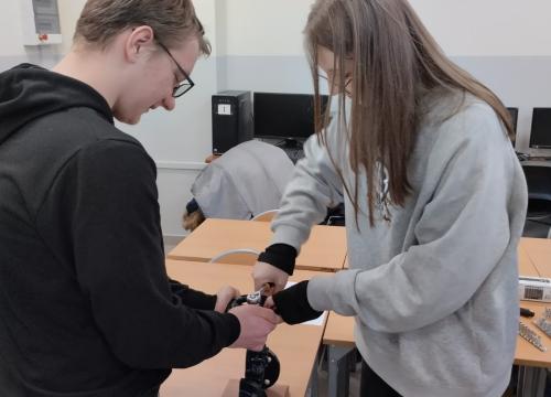 Spotkania z chemią i techniką