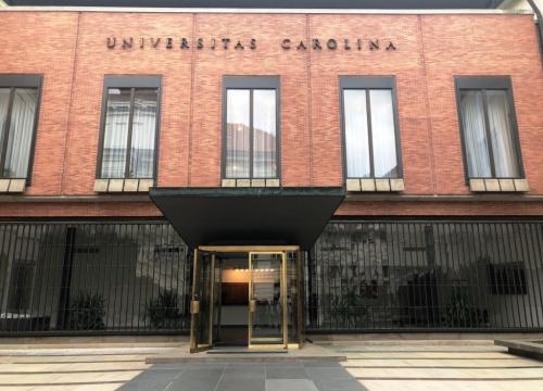 Krok za krokiem po Pradze