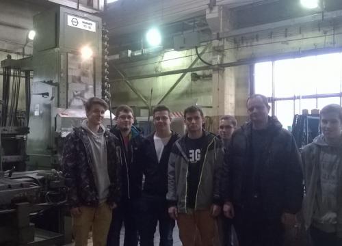 Tam gdzie zwijają silniki