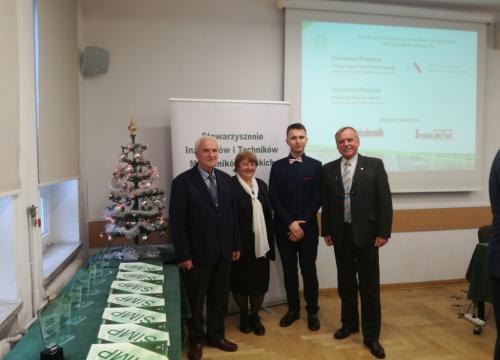 Technik absolwent 2019