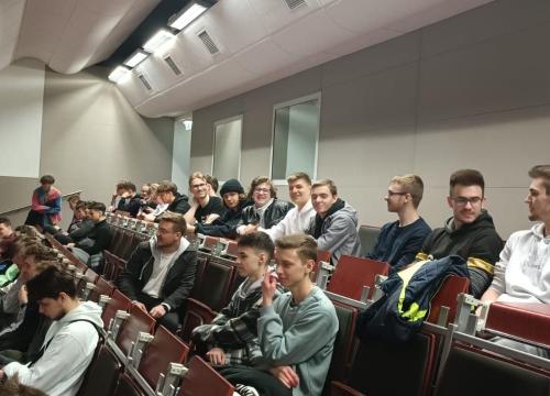 Ścisłe spotkania z ATH