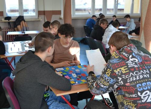 Biologiczno-chemiczne gry planszowe