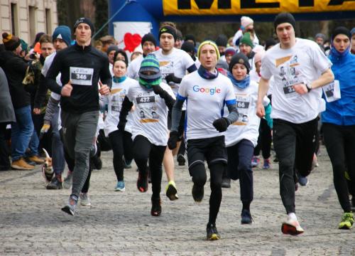 Pobiegli dla bohaterów