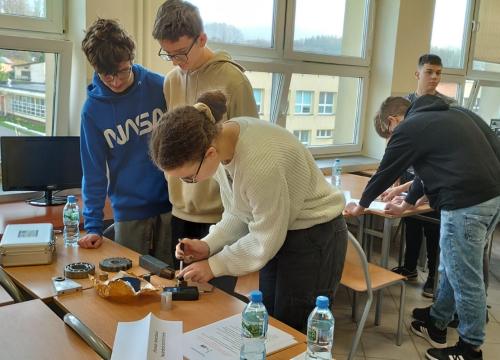 Spotkania z chemią i techniką