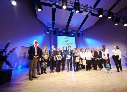 Siła słów, czyli zwycięstwo Mechanika w Konkursie Debat Oksfordzkich Podbeskidzie!