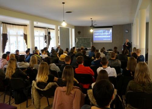 Policję tworzą ludzie….Twórzmy ją razem