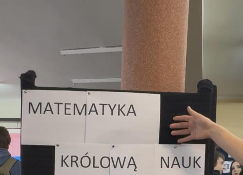 Dzień, w którym króluje (niepodzielnie) matematyka