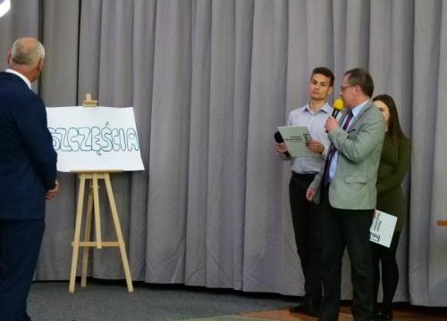 Zakończenie roku szkolnego - maturzyści 2019