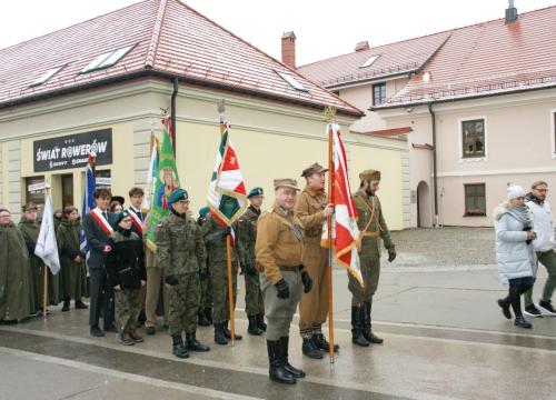 Pobiegli dla bohaterów