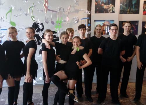 ZŁOTY APLAUZ dla AQUA Dance 