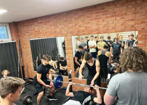 II Mistrzostwa ZSM-E w Wyciskaniu Sztangi Leżąc