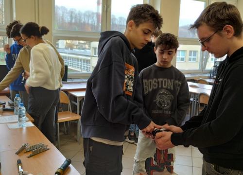 Spotkania z chemią i techniką