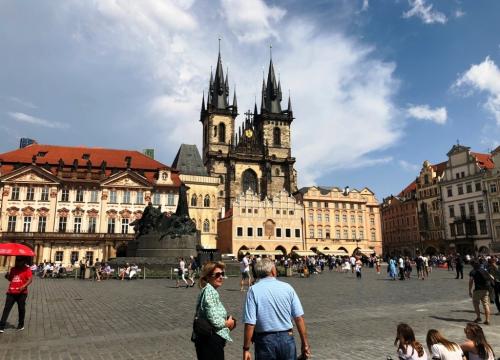 Krok za krokiem po Pradze