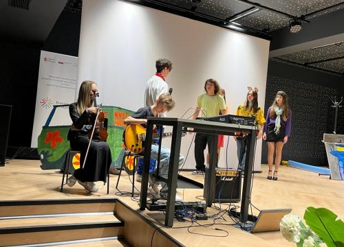 XIV edycja konkursu na prezentacje klas pierwszych 1