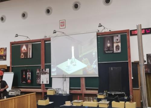 Osobliwości Świata Fizyki