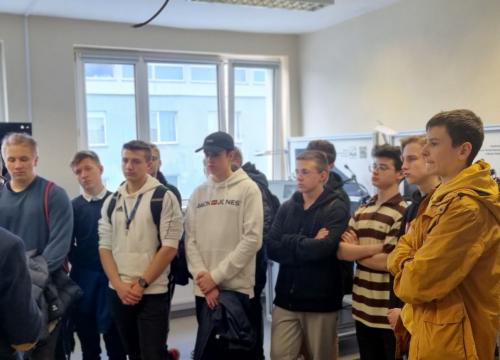 Ścisłe spotkania z ATH