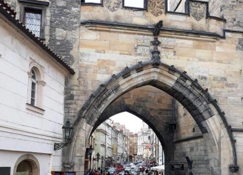 Krok za krokiem po Pradze